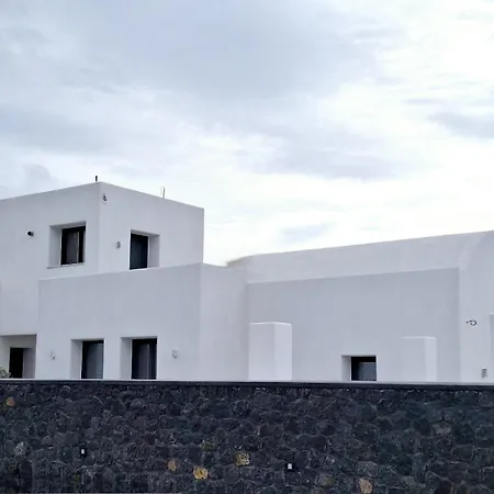 Santorini Ethereal Blue Aparthotel Pyrgos Kallistis