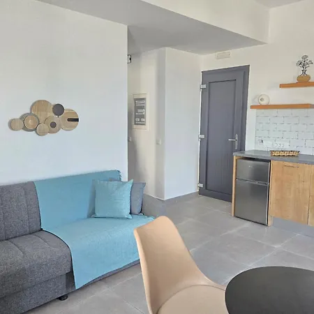 Santorini Ethereal Blue Apart Otel