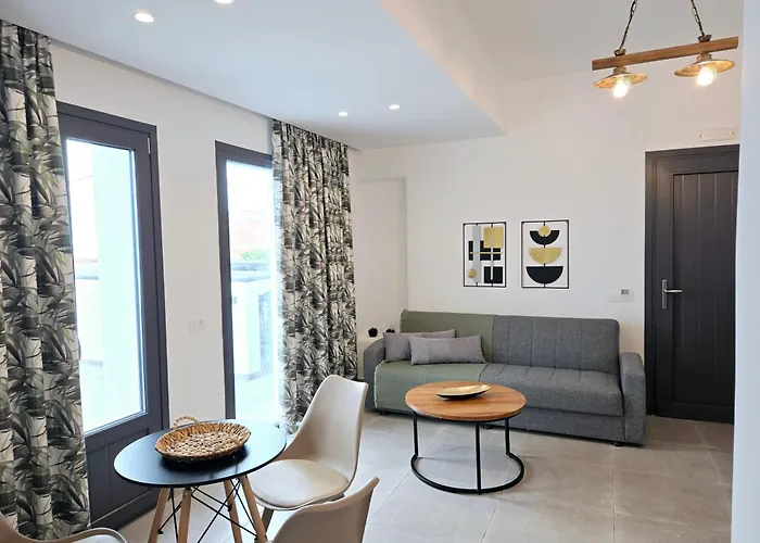 Santorini Ethereal Blue Pýrgos