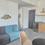Santorini Ethereal Blue Apart Otel