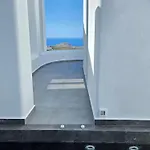 Santorini Ethereal Blue Pýrgos