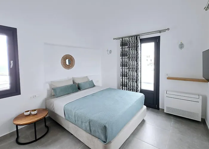 Santorini Ethereal Blue 4*