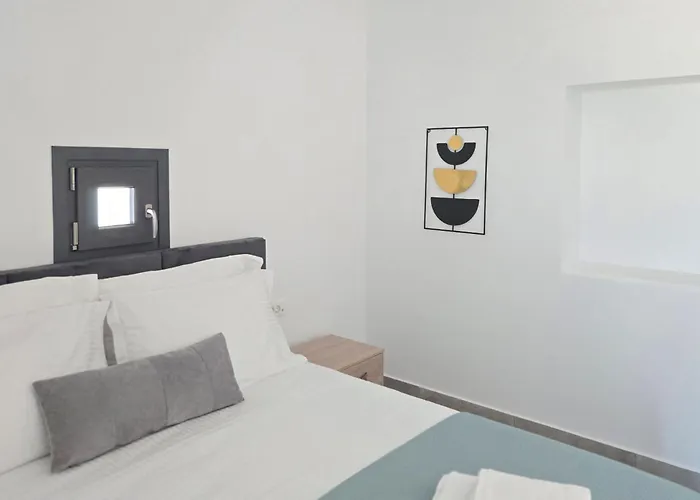 Santorini Ethereal Blue Aparthotel Pyrgos Kallistis