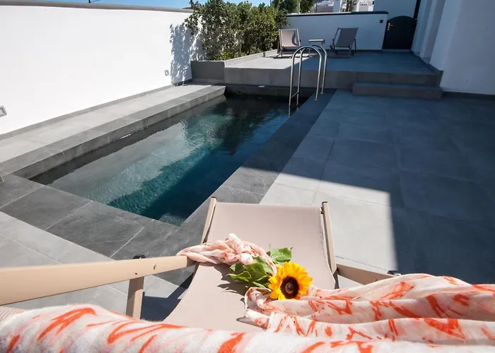 Santorini Ethereal Blue Aparthotel Pyrgos Kallistis